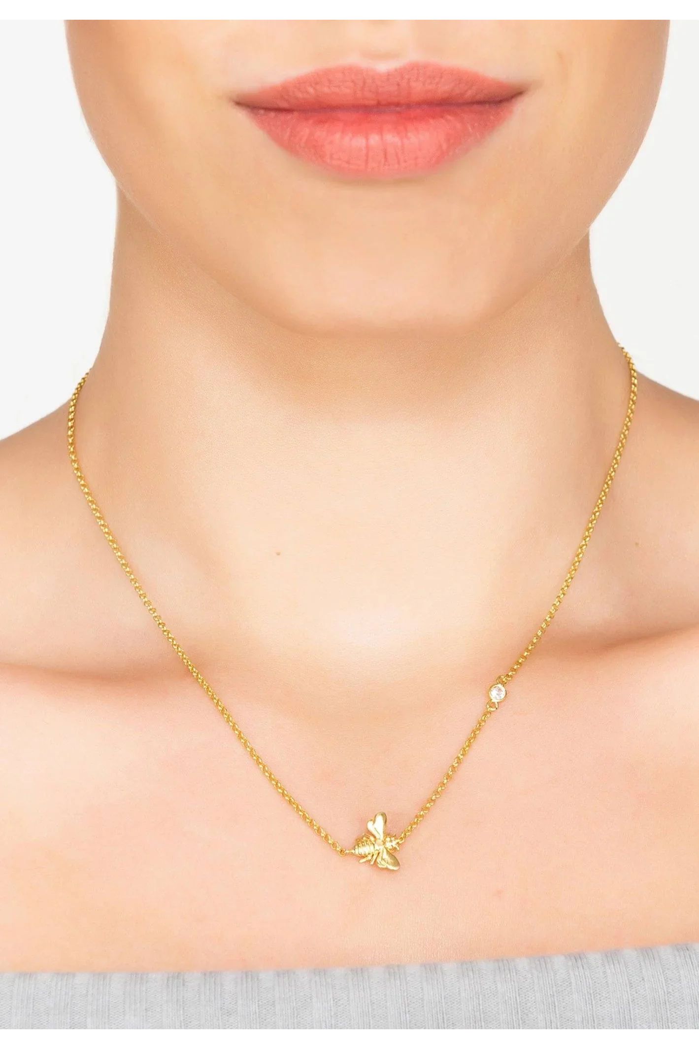 Queen Bee Necklace Gold - LATELITA Necklaces