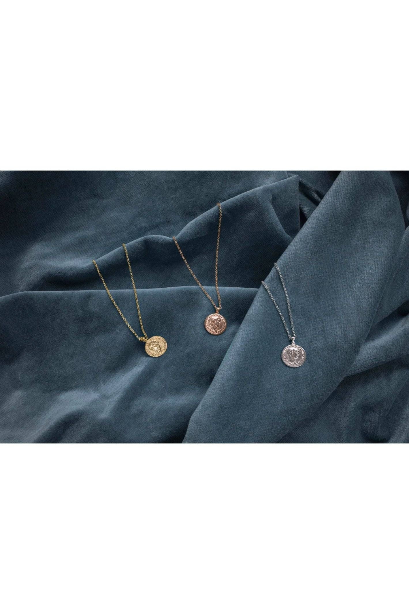 Roman Coin Pendant Necklace Rosegold - LATELITA Necklaces
