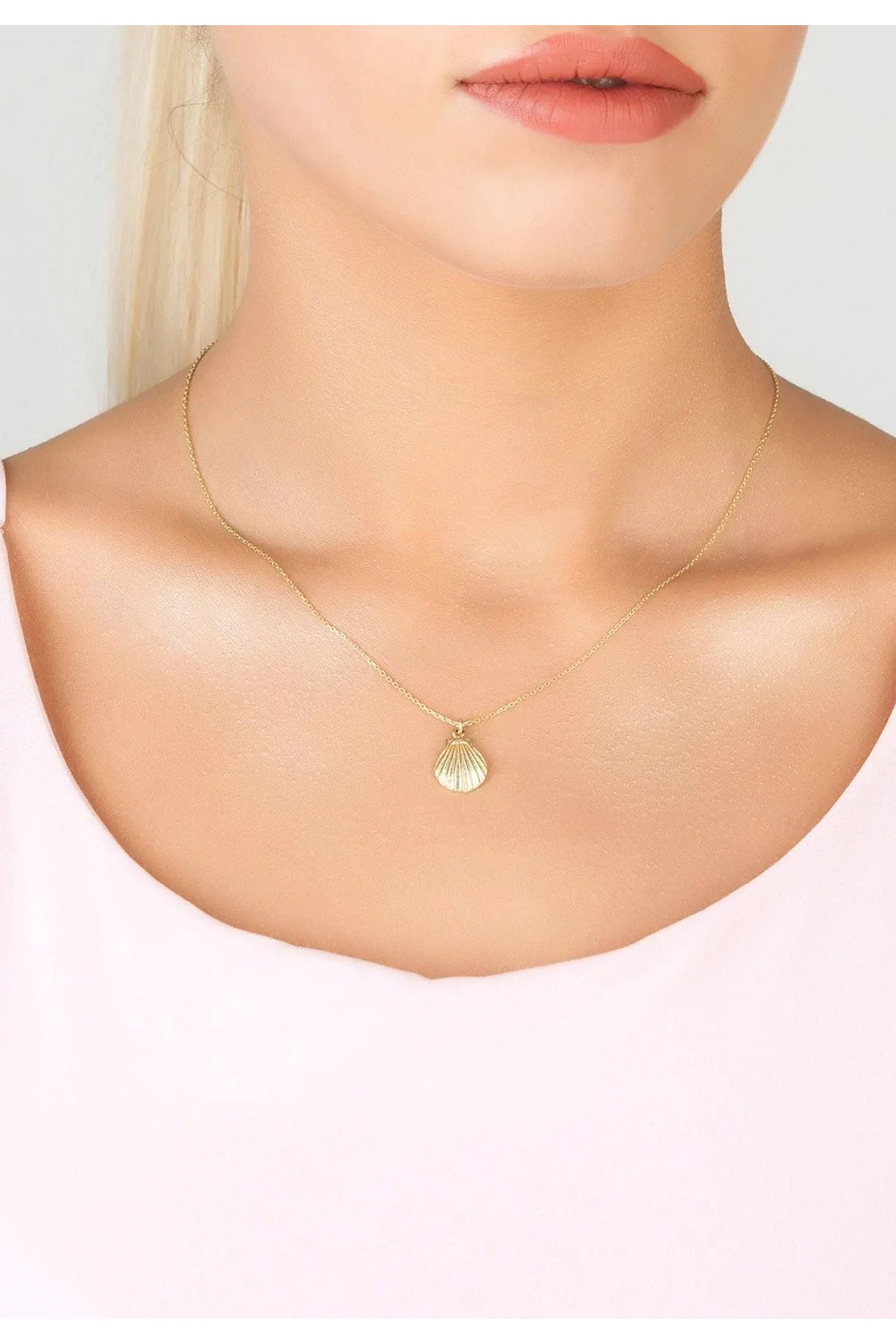 Scallop Mini Shell Necklace Gold - LATELITA Necklaces