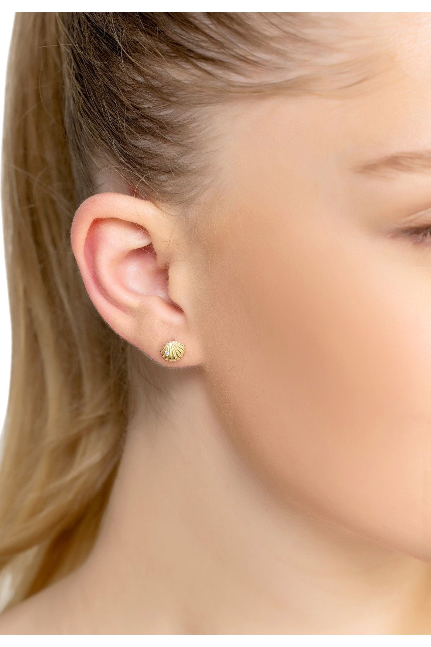 Shell Metallic Stud Earrings Gold - LATELITA Earrings