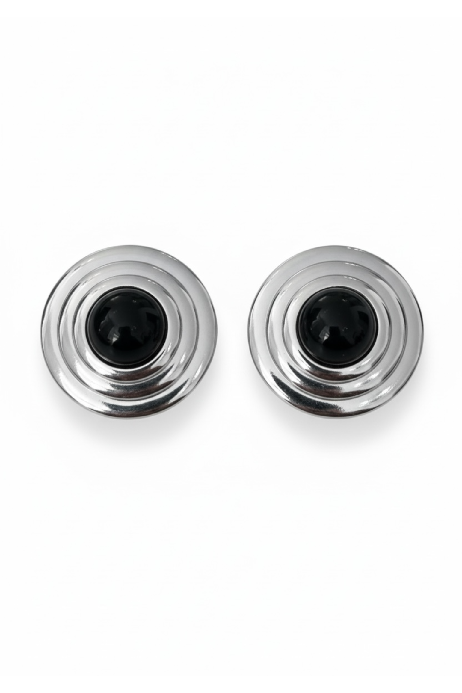 Como Large Round Stud Earrings Onyx Silver