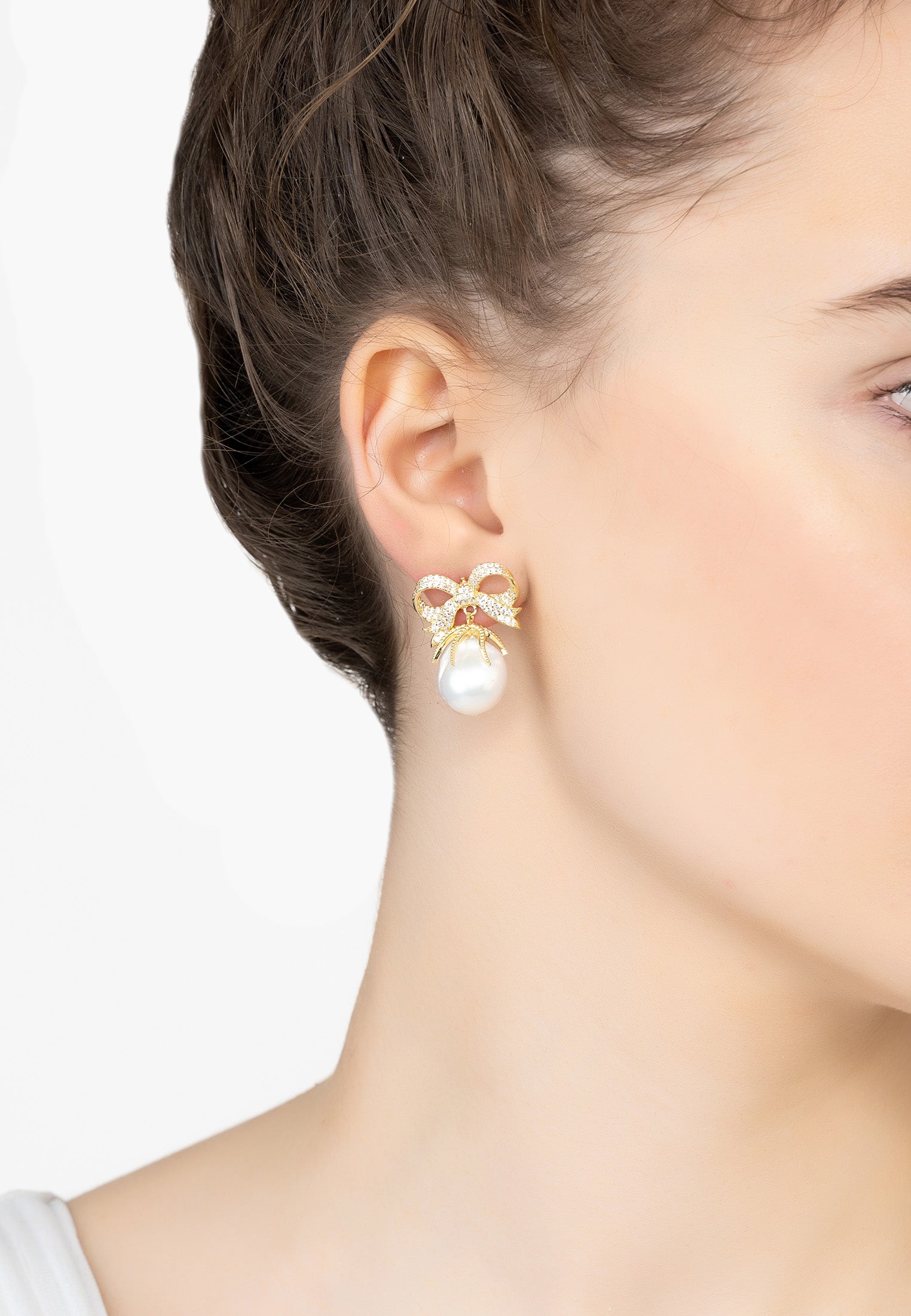 Barocke Perlenband- und Schleifen-Ohrhänger in Gold 