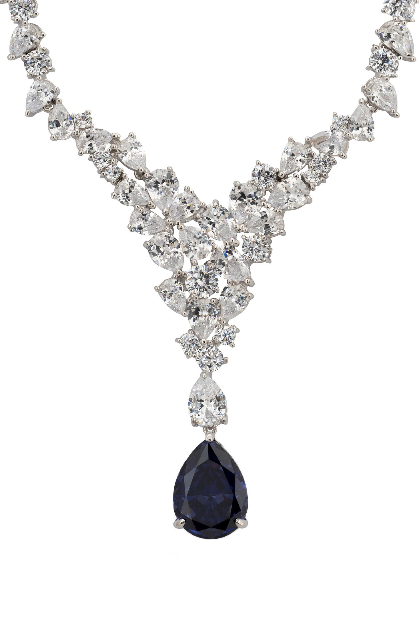 Close-up of the teardrop sapphire centerpiece.