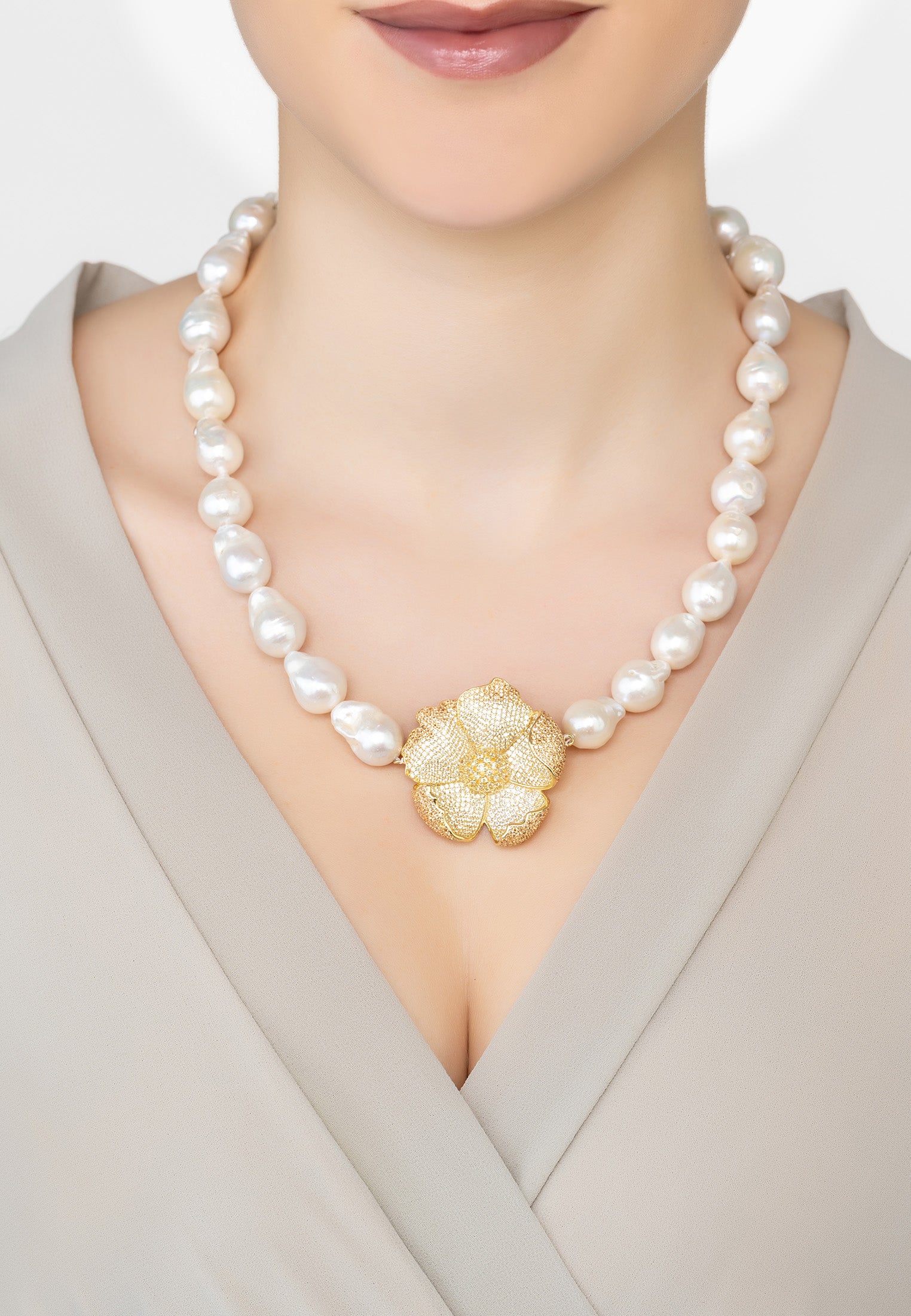 Poppy Flower Baroque Pearl Necklace Lemon Gold