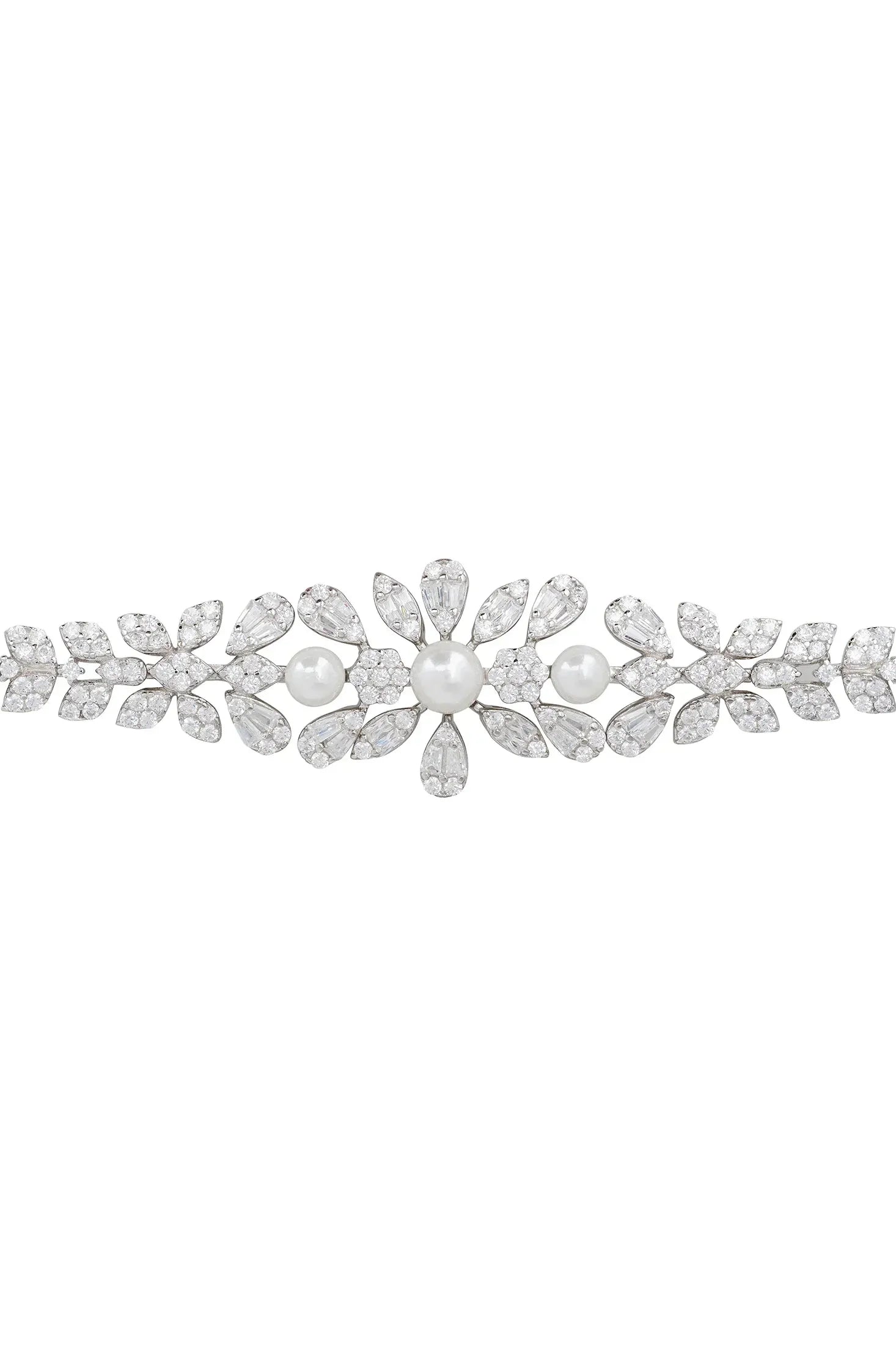 Floral diamond bracelet with pearls.
