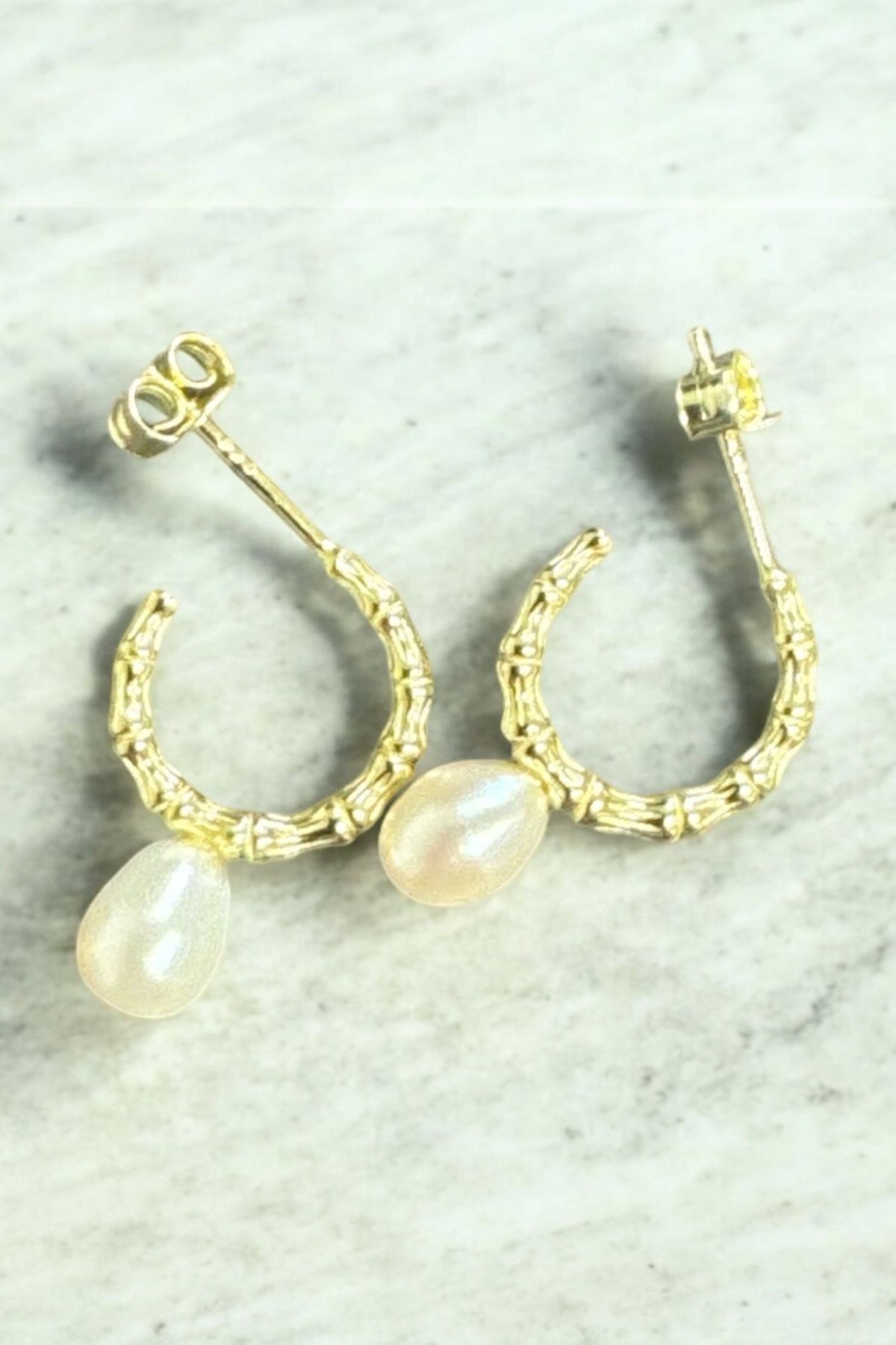 Still life of the earrings.