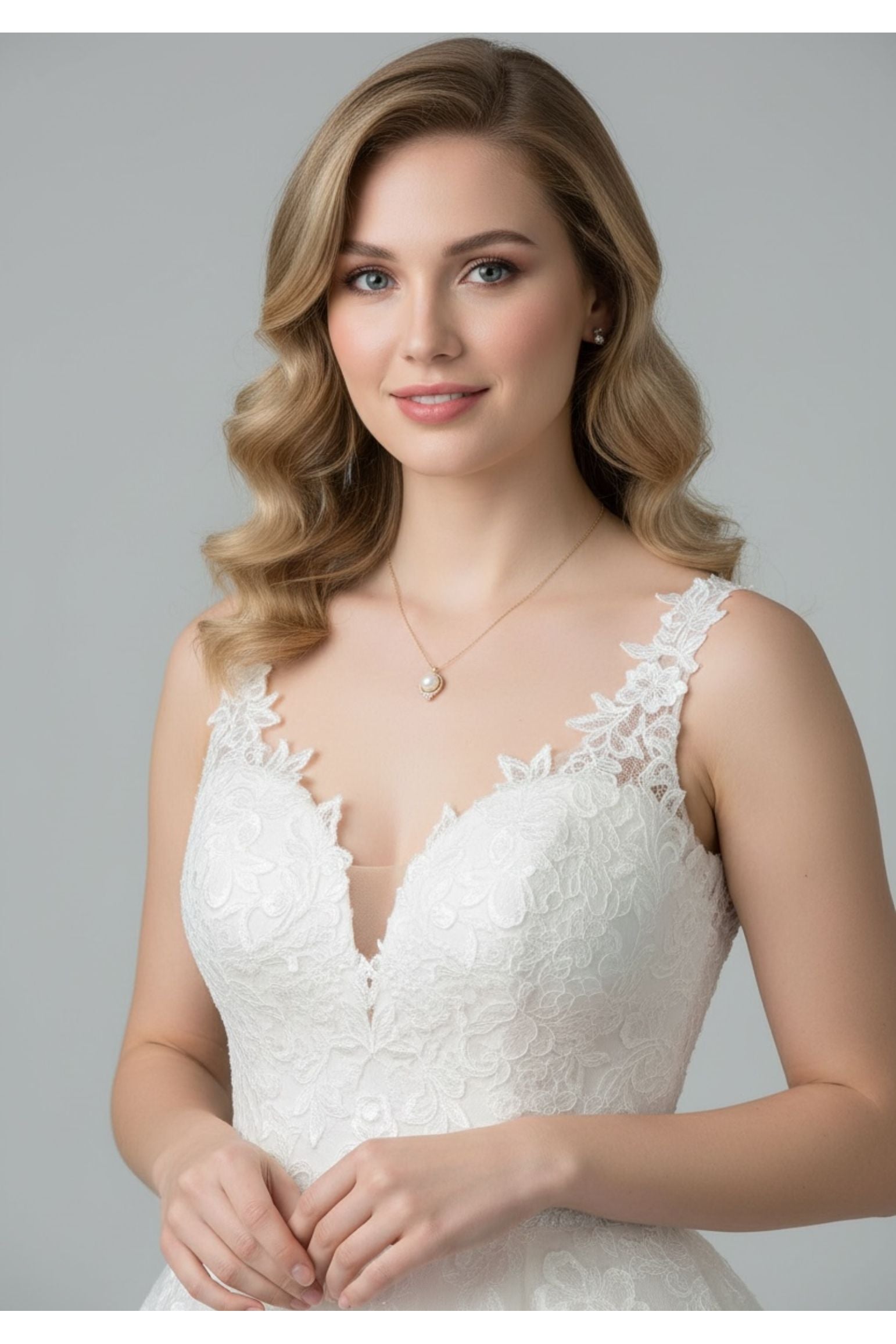 Solid 14k Gold Diamond and Pearl Empress Necklace