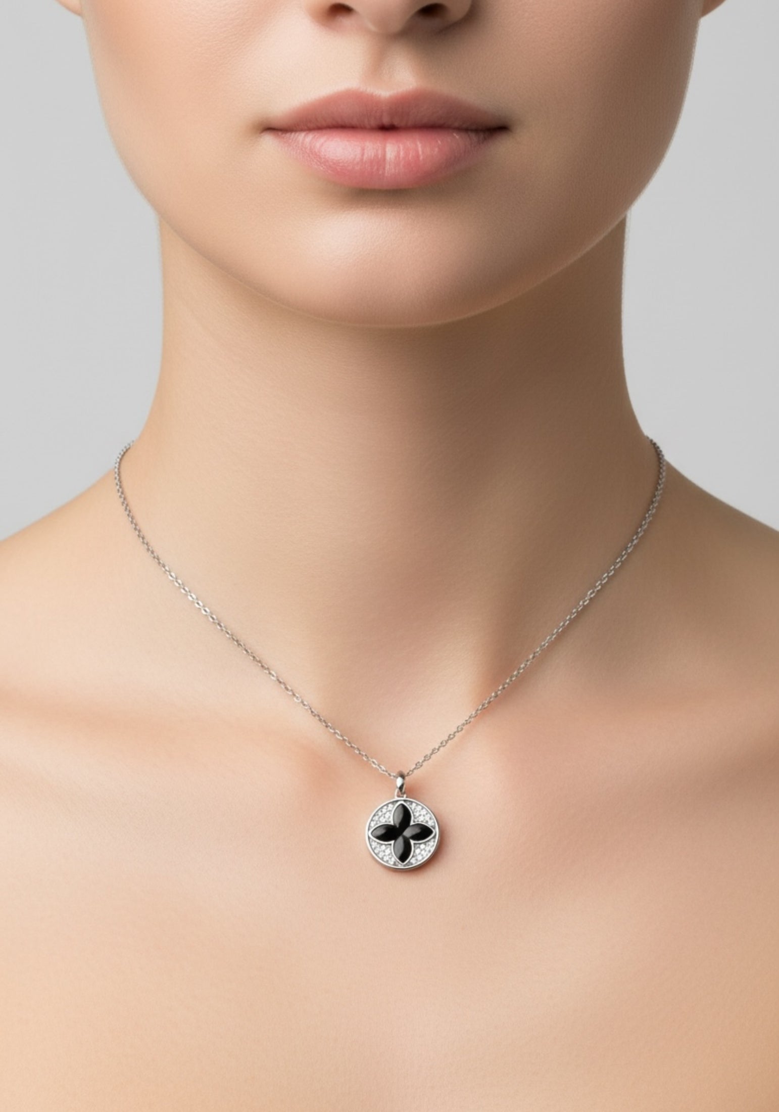 Florentine Clover Necklace Silver