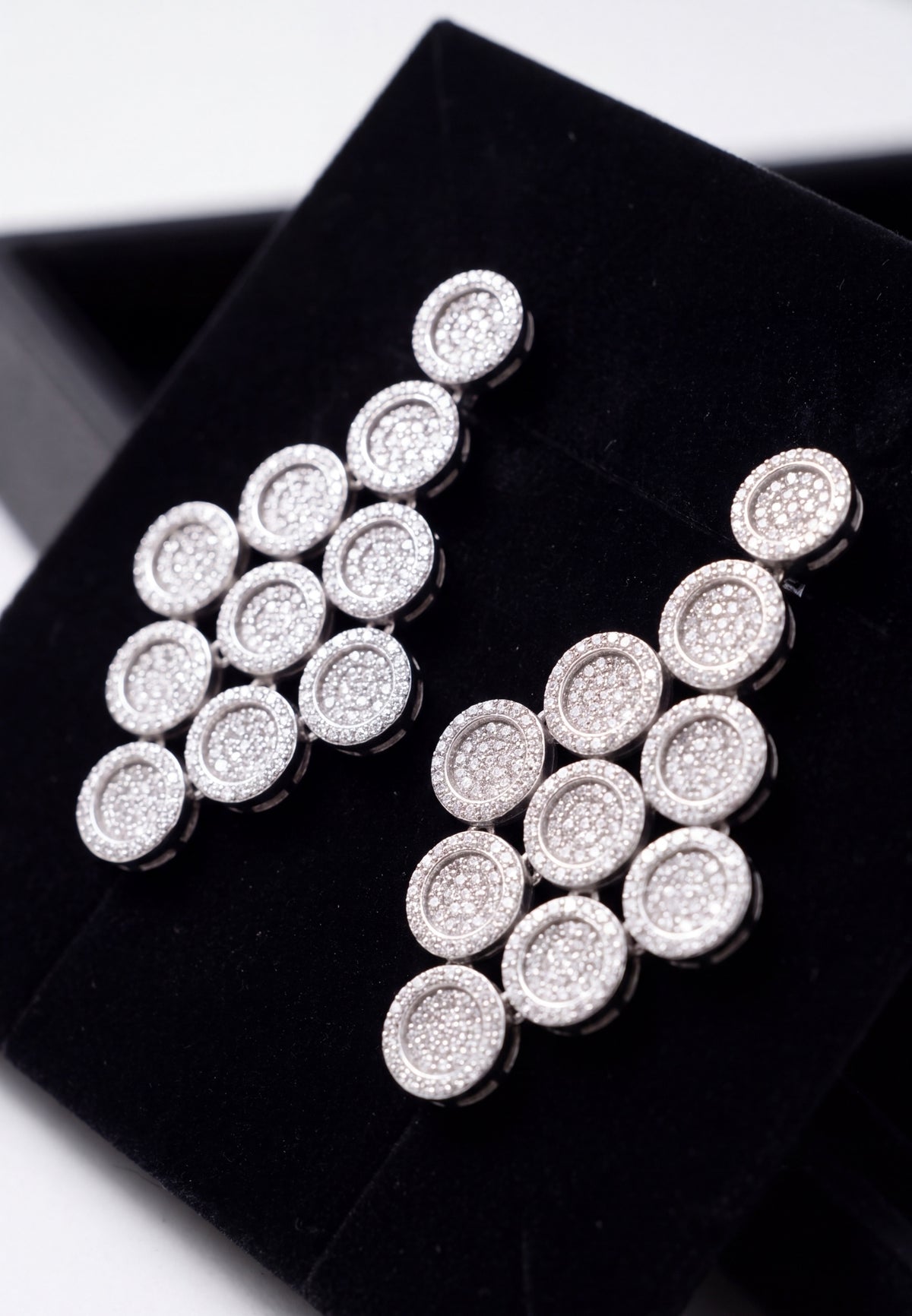 Mirage Disc Cascading Drop Earrings Silver