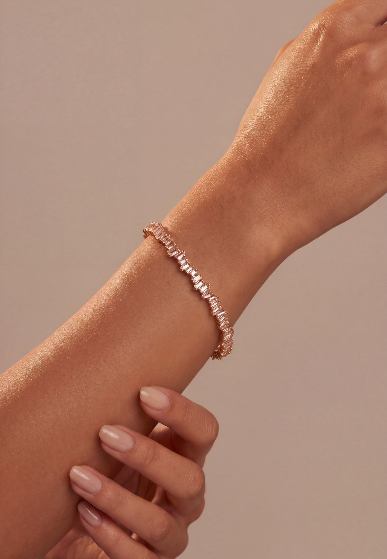Baguette Ice Cuff Bangle Rosegold White