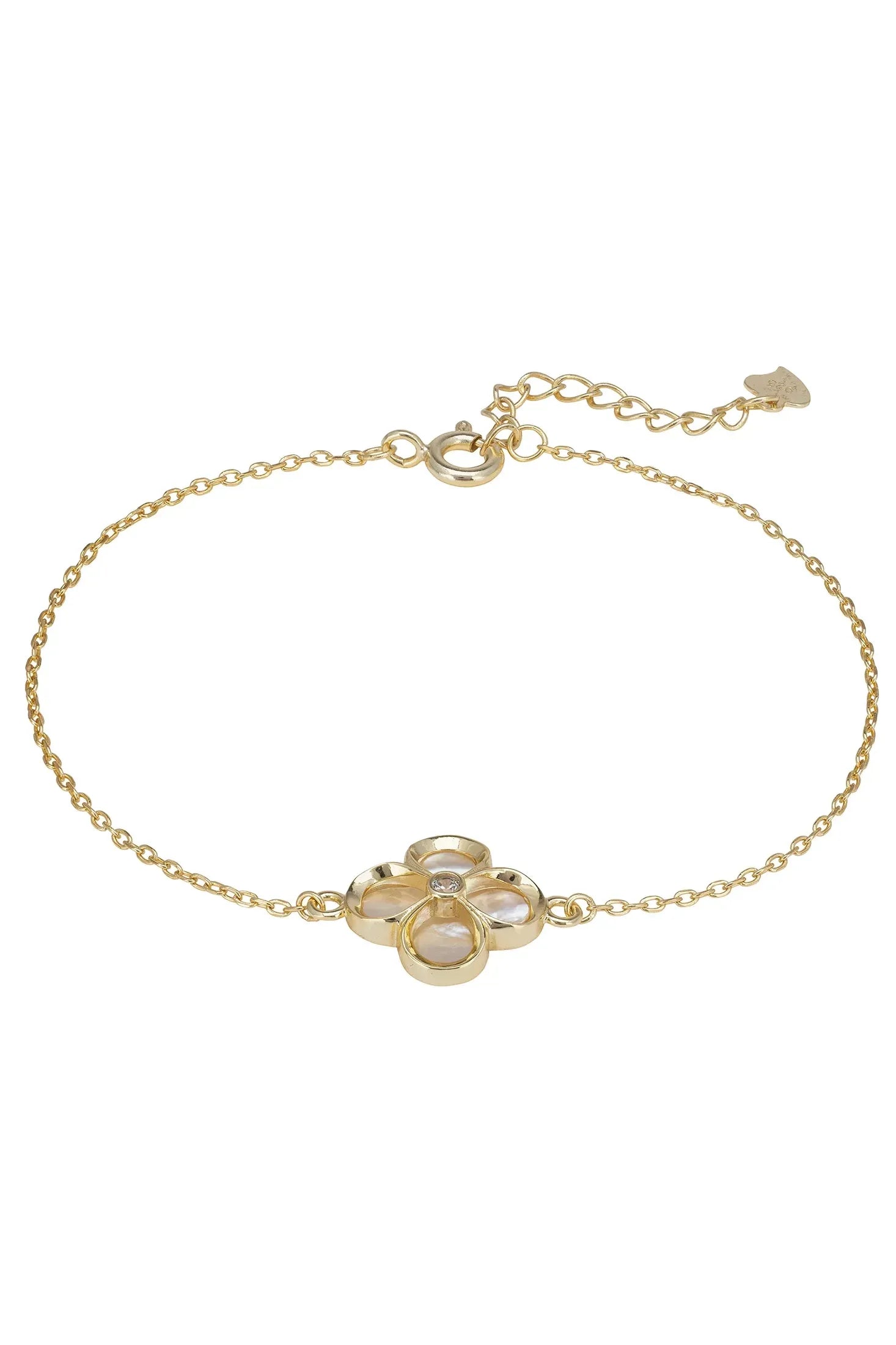 Pearl flower gold bracelet.