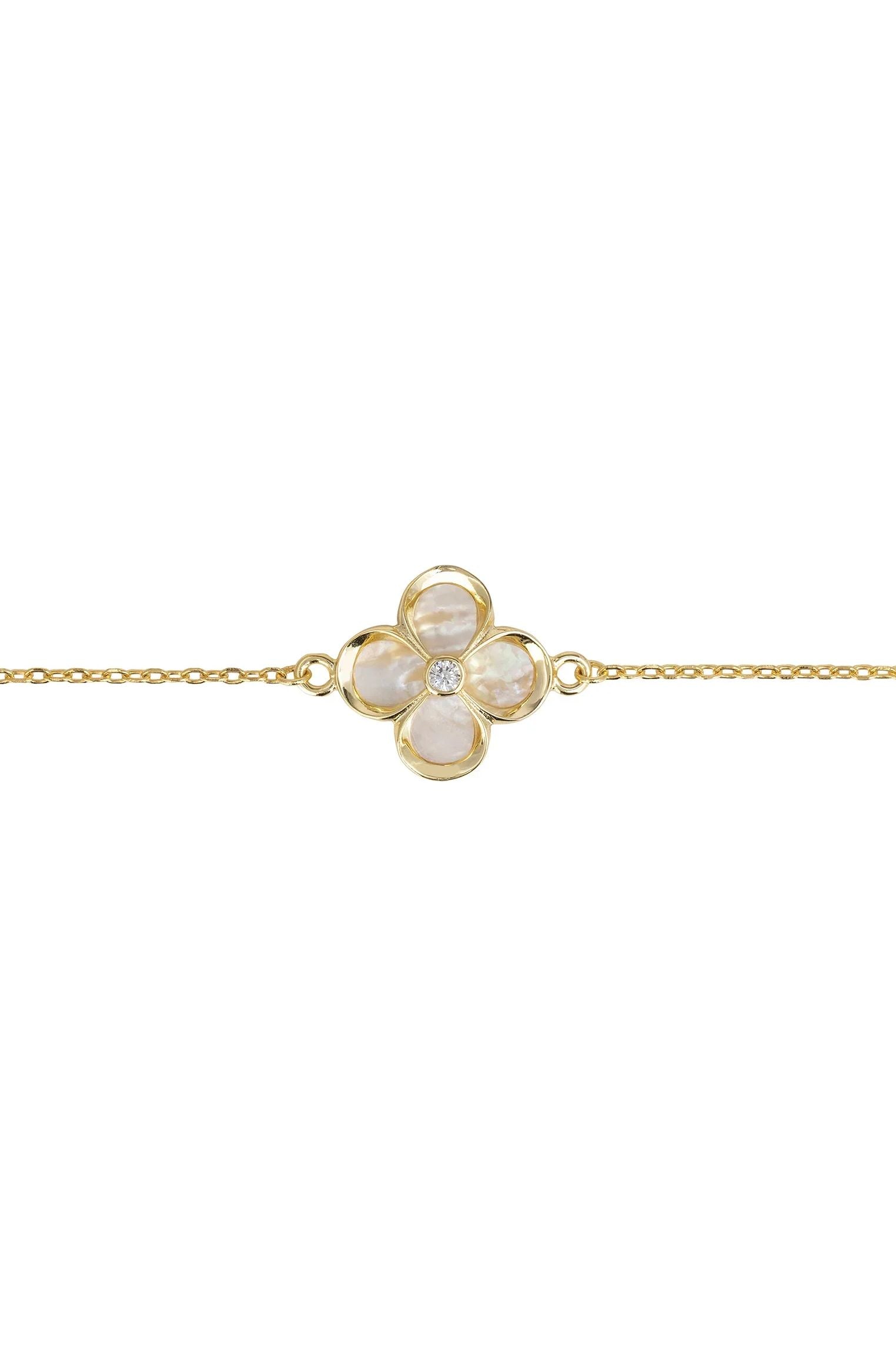 Pearl flower gold bracelet.