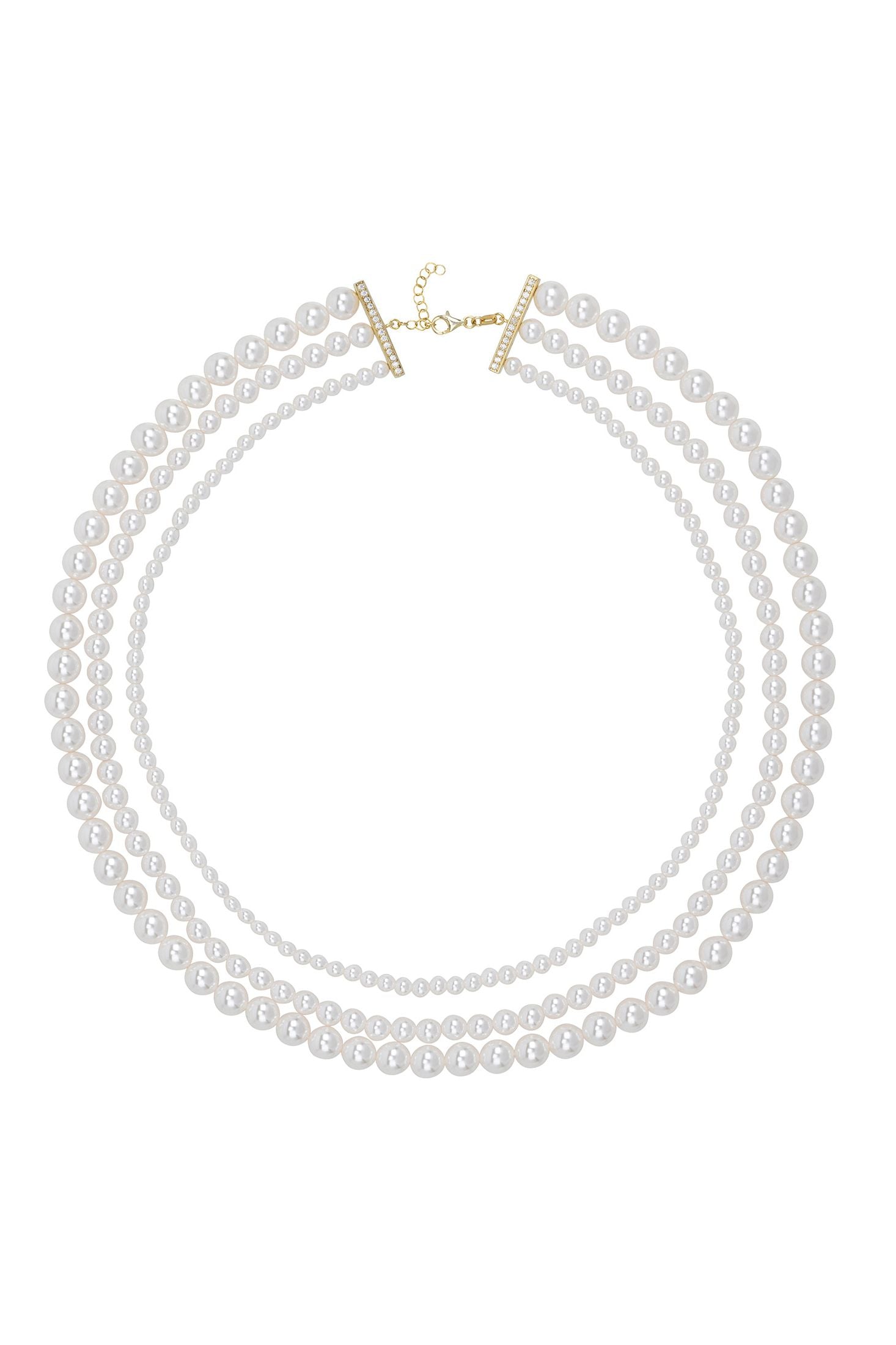 Three strand pearl necklace.