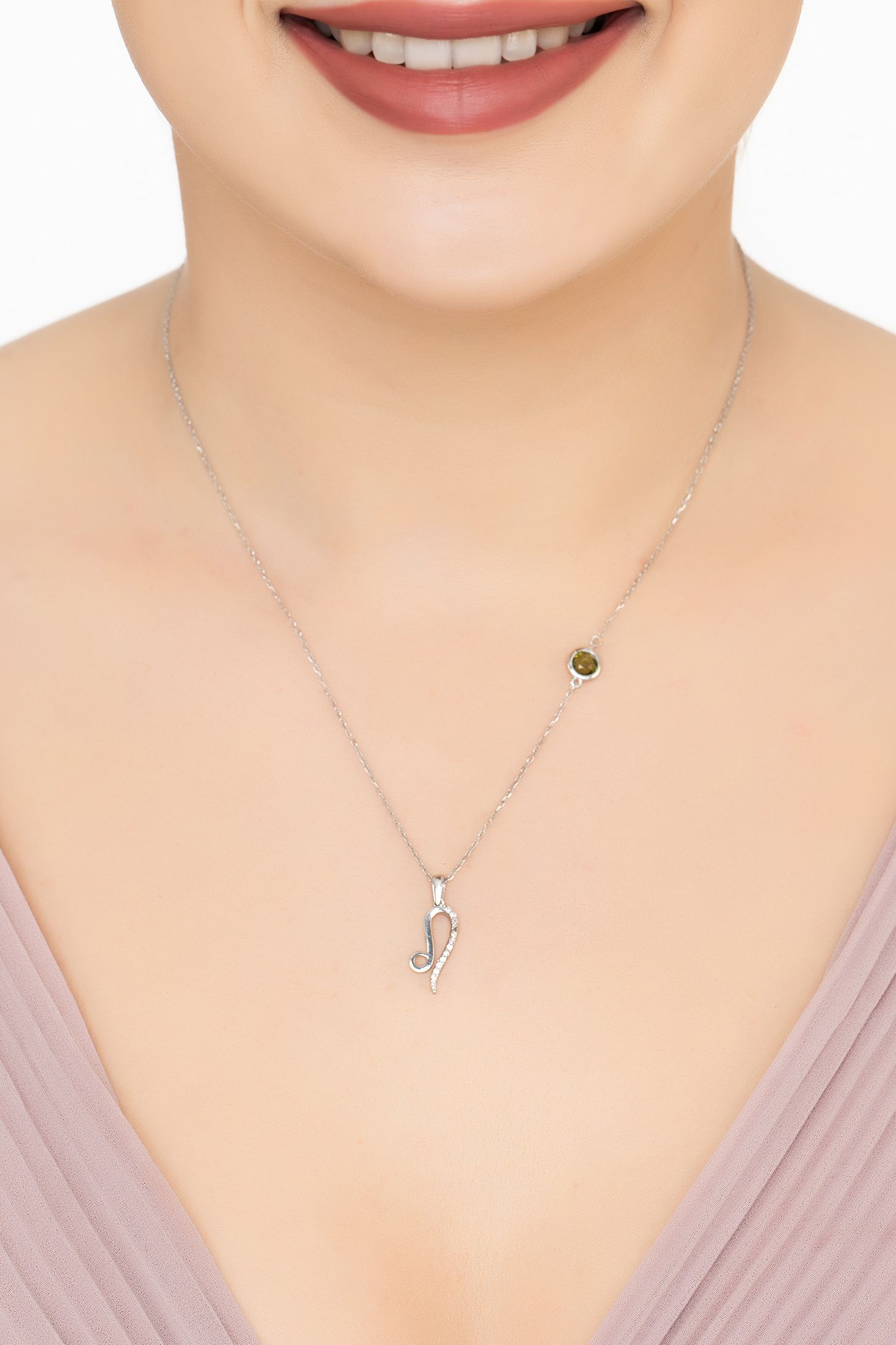 Zodiac Birthstone Leo Necklace Peridot Silver