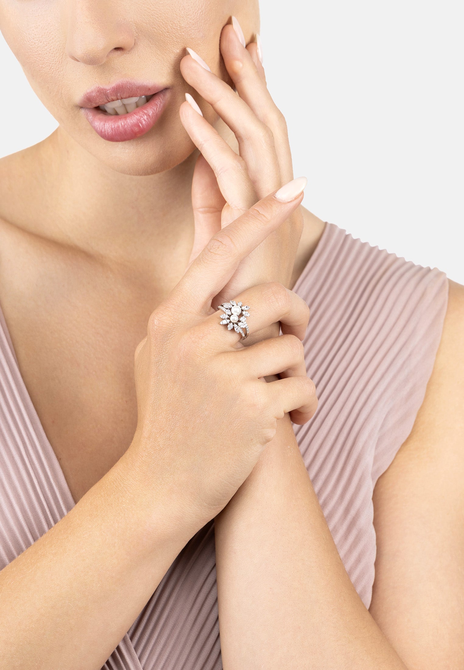 Marquise Cocktail Ring Pearl Silver