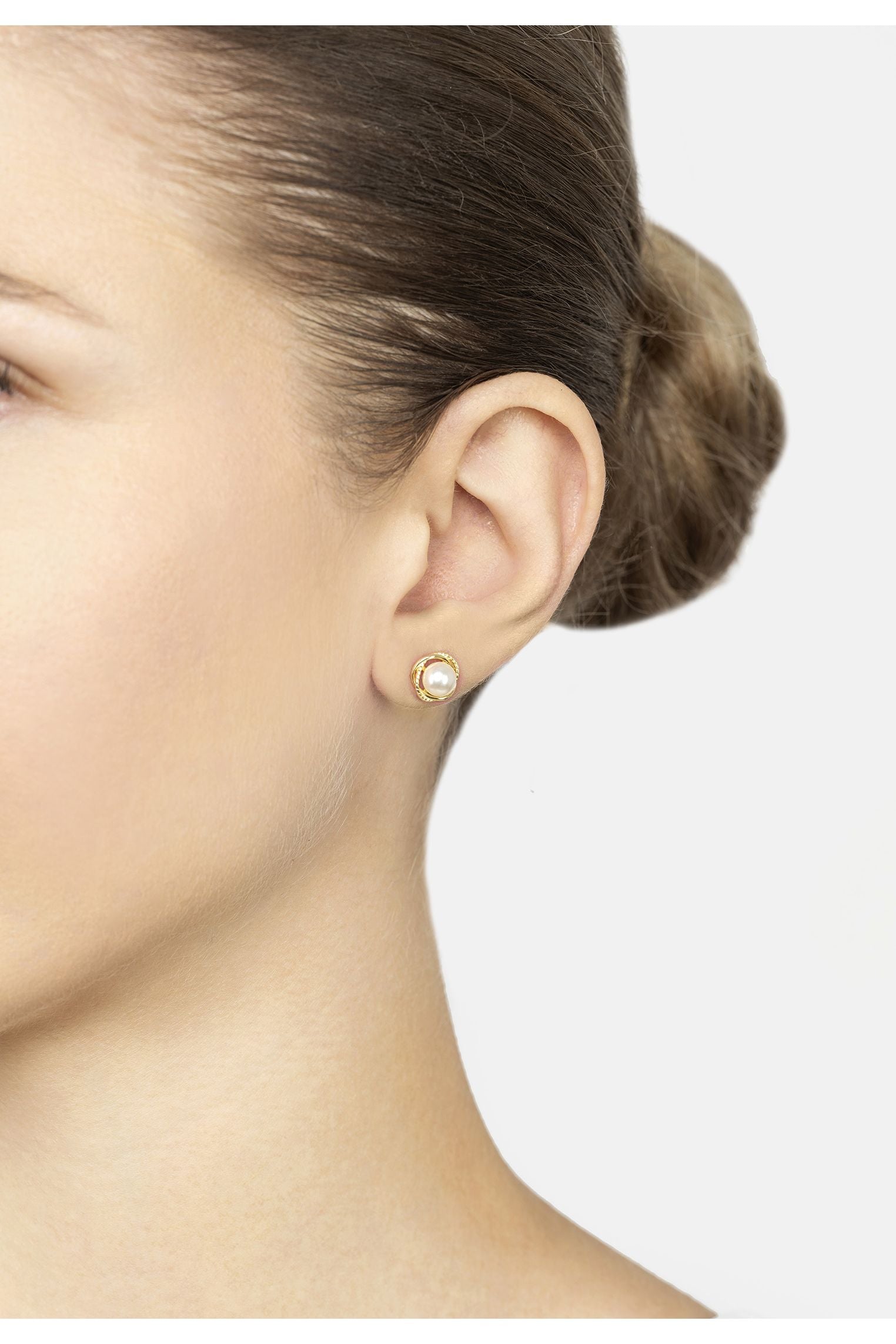 Pearl Twist Stud Earrings Gold