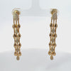 Rotating display of the earrings.