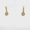 Rotating display of the earrings.