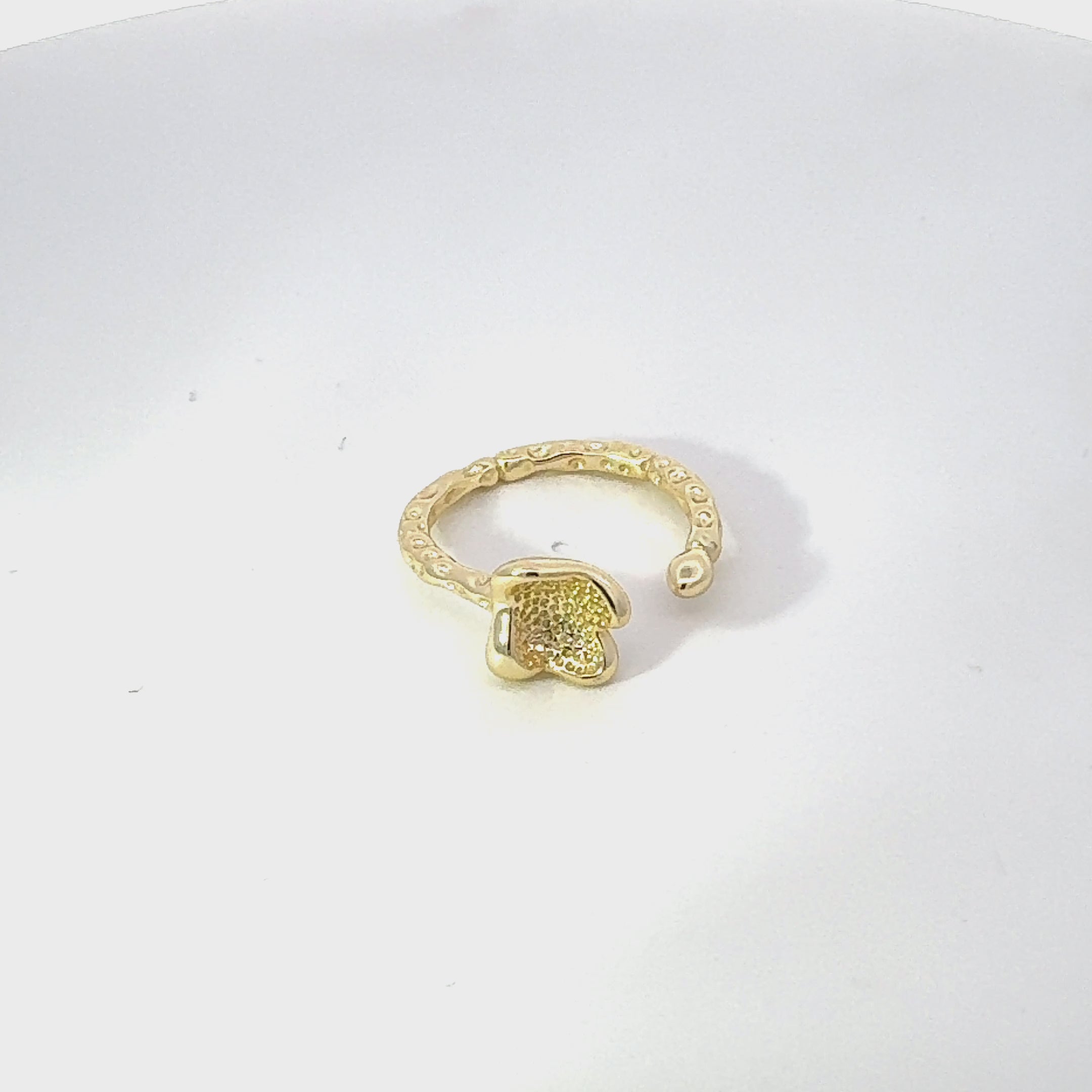 Video of Meadow Harmony Ring Gold, showing the setting, profile and finish from multiple angles.