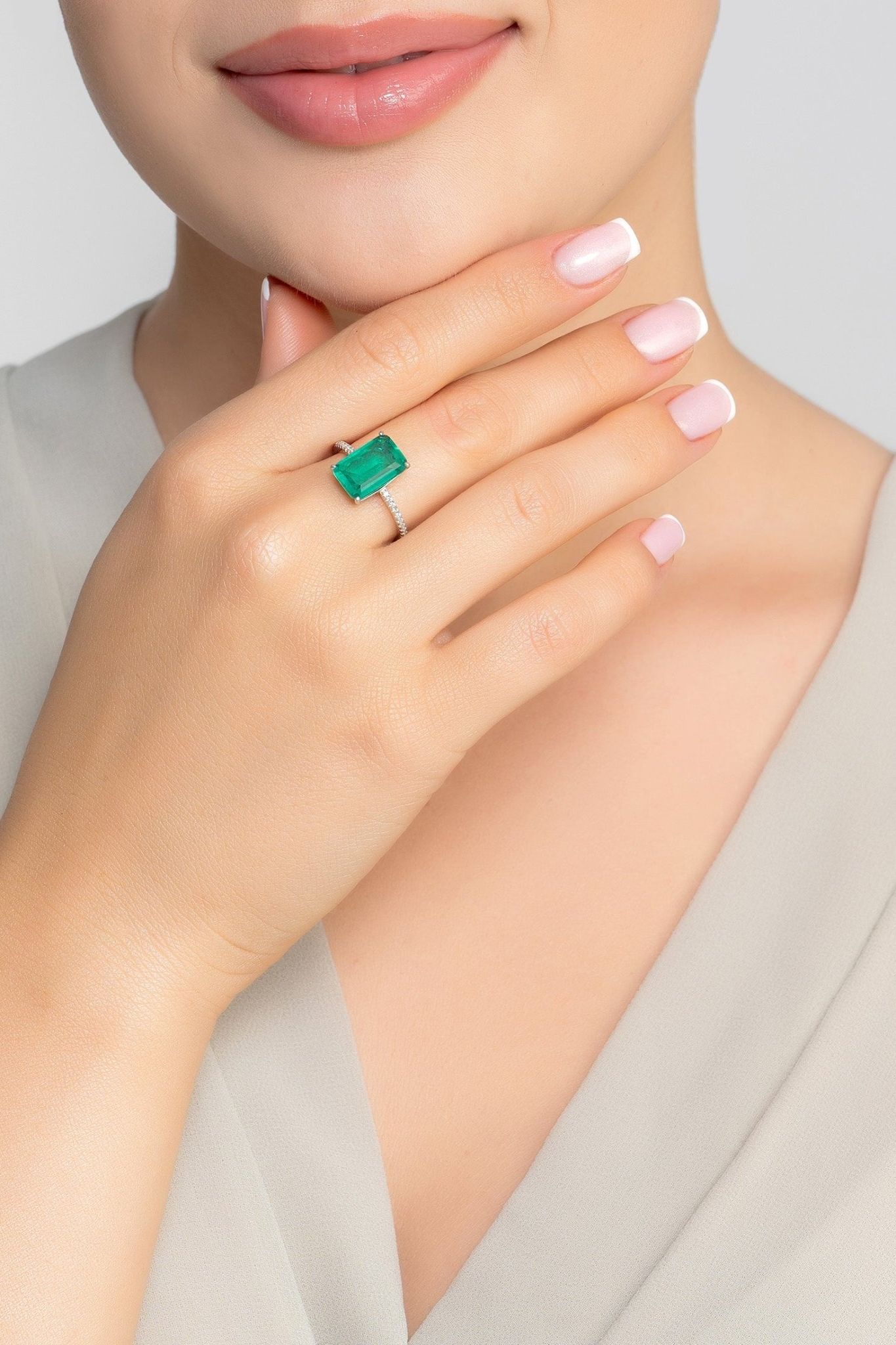Alexandra Rectangle Cocktail Ring Colombian Emerald Silver - LATELITA Rings
