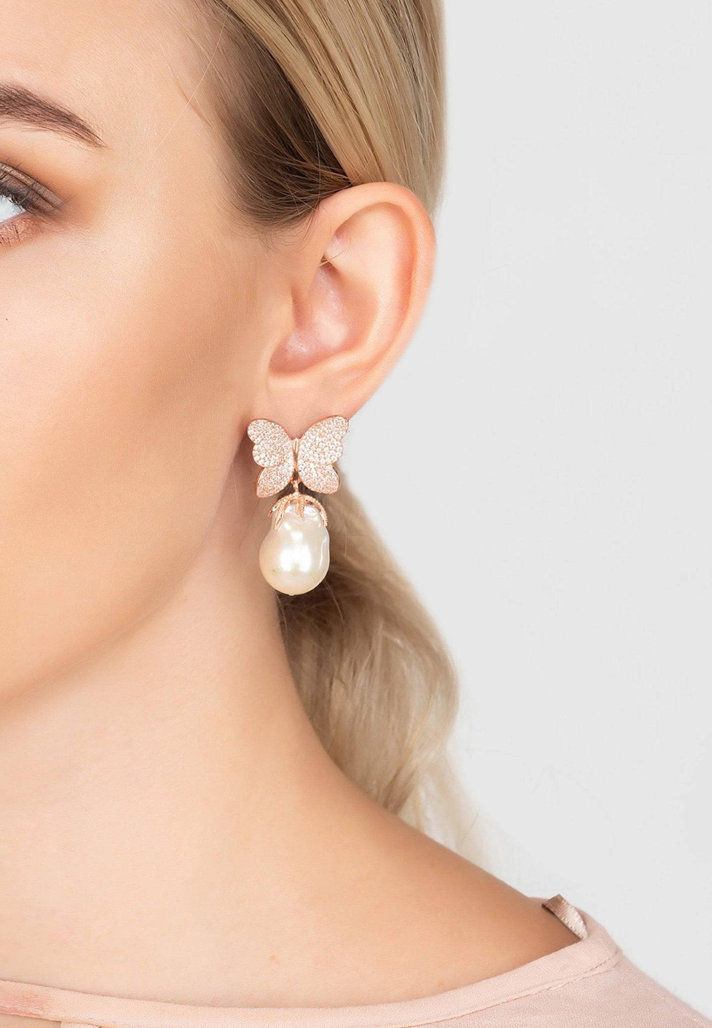 Baroque Pearl White Butterfly Earrings Rosegold - LATELITA Earrings