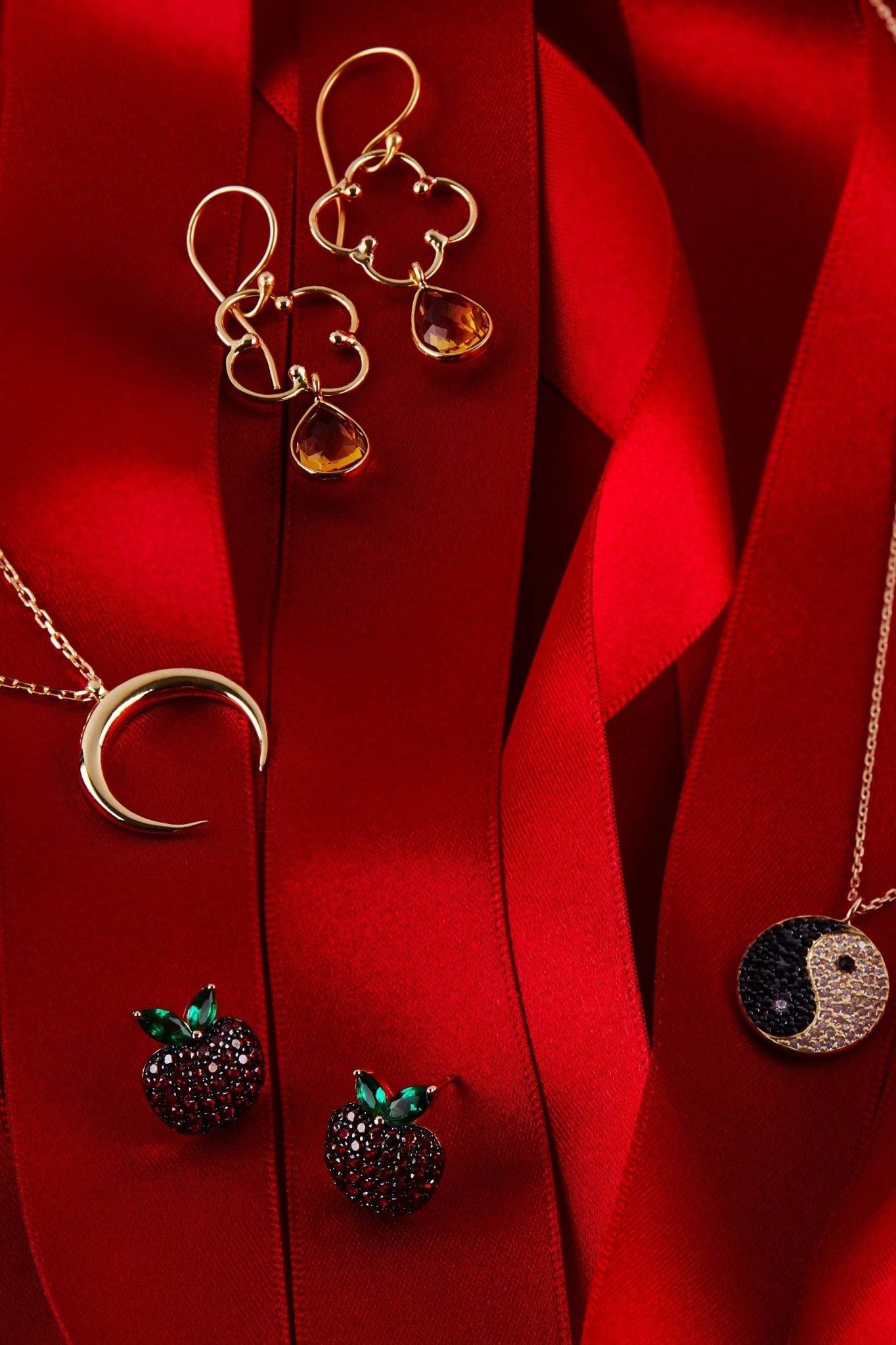 Cosmic Horn Tusk Necklace Rosegold - LATELITA Necklaces