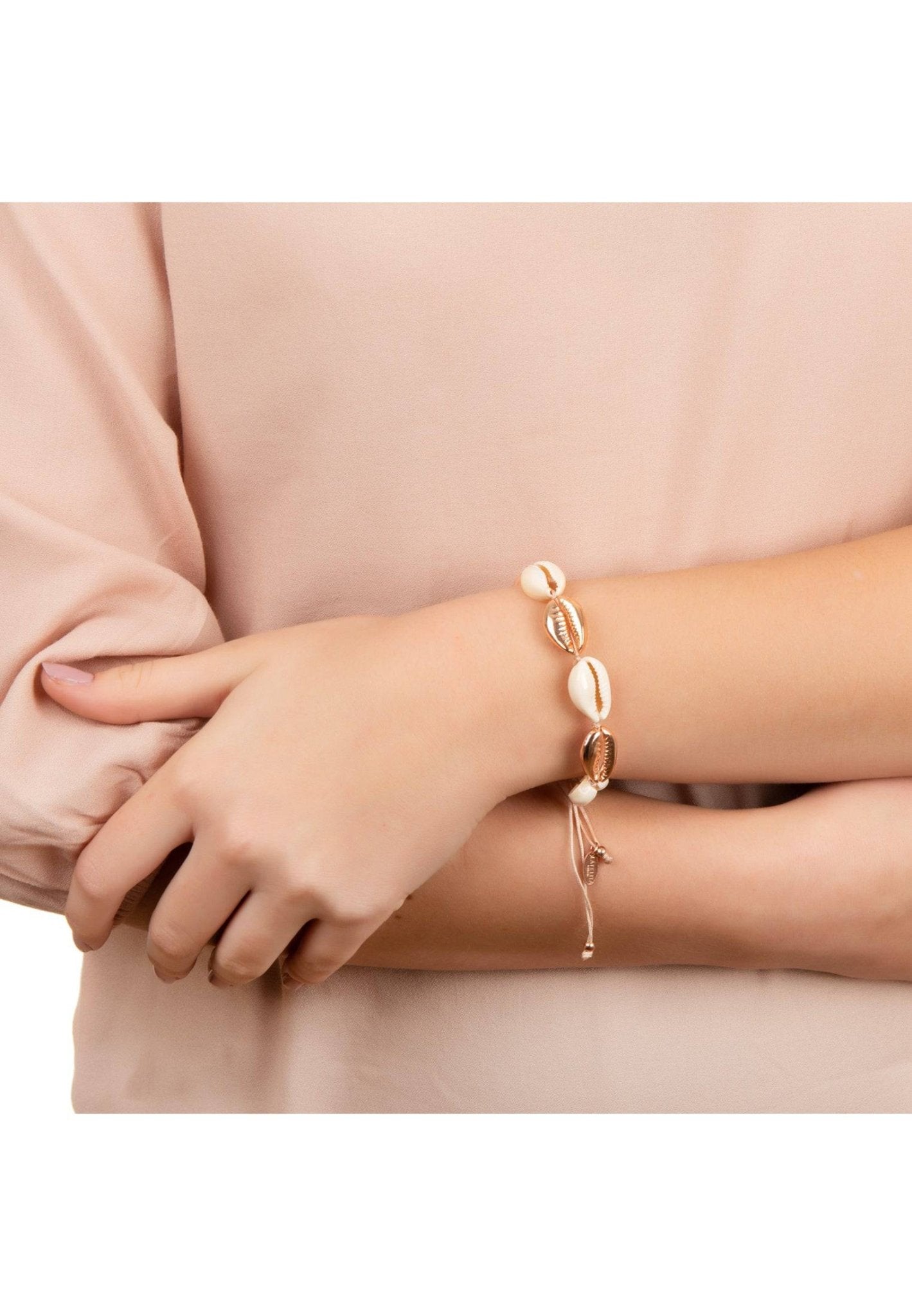 Cowrie Multi Shell Macrame Bracelet Rose Gold - LATELITA Bracelets
