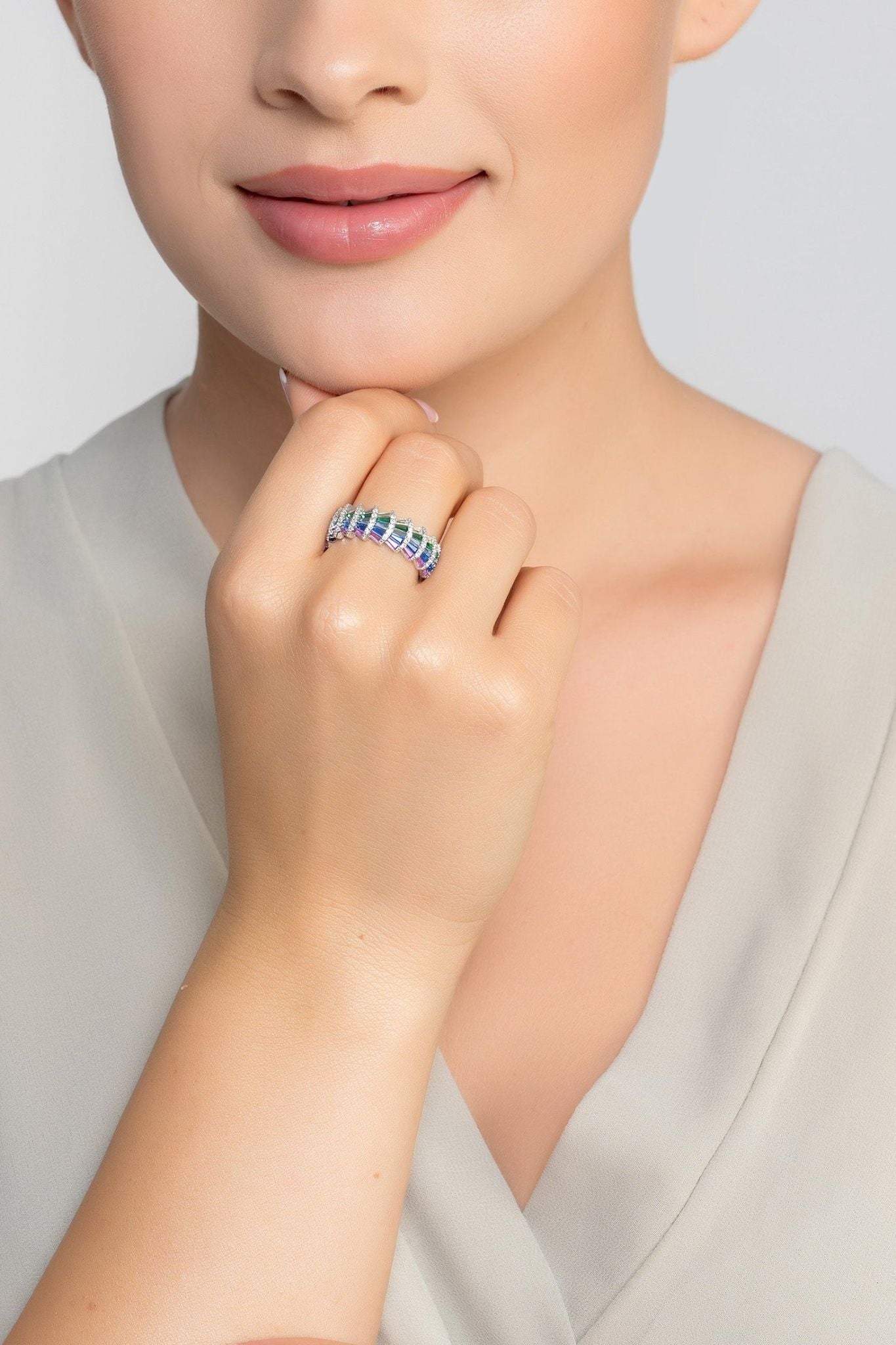 Deco Fantail Cocktail Ring Silver Rainbow - LATELITA Rings
