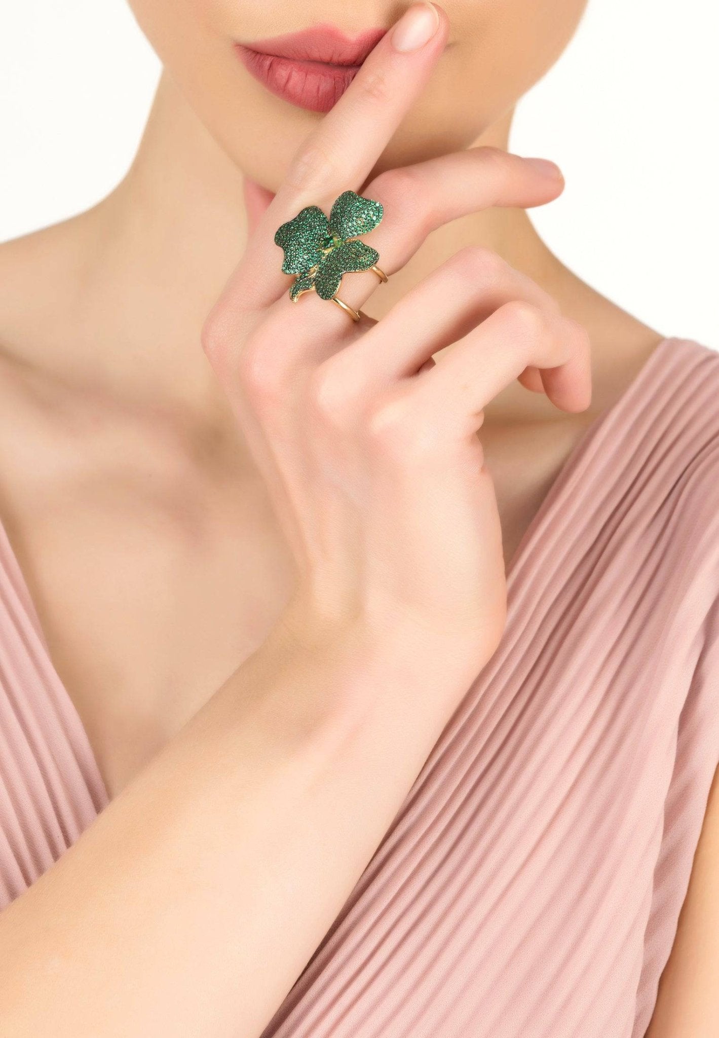 Flower Cocktail Ring Gold Emerald Green - LATELITA Rings