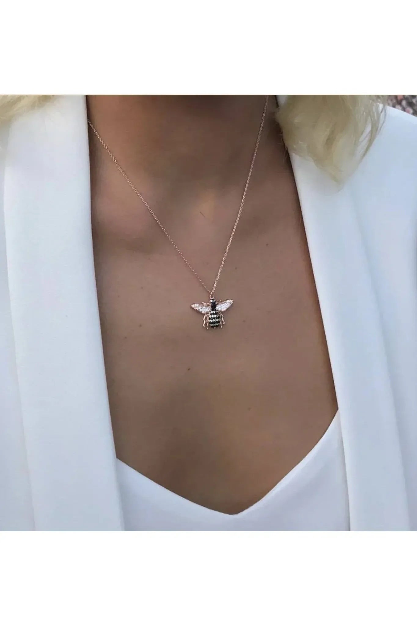 Honey Bee Pendant Necklace Rosegold - LATELITA Necklaces