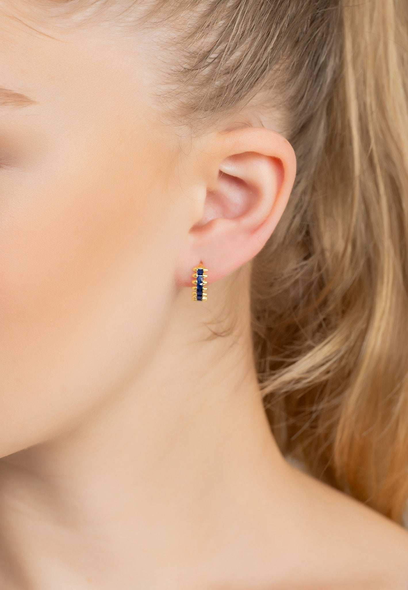 Huggie Hoop Earrings Sapphire Gold - LATELITA Earrings