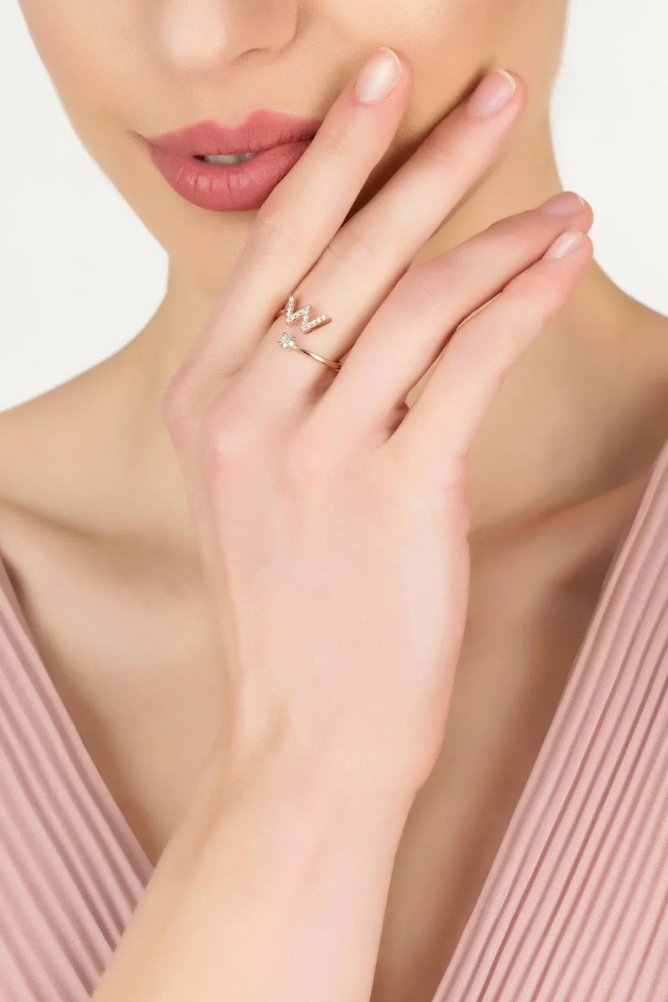 Initial Ring Rosegold W - LATELITA Rings