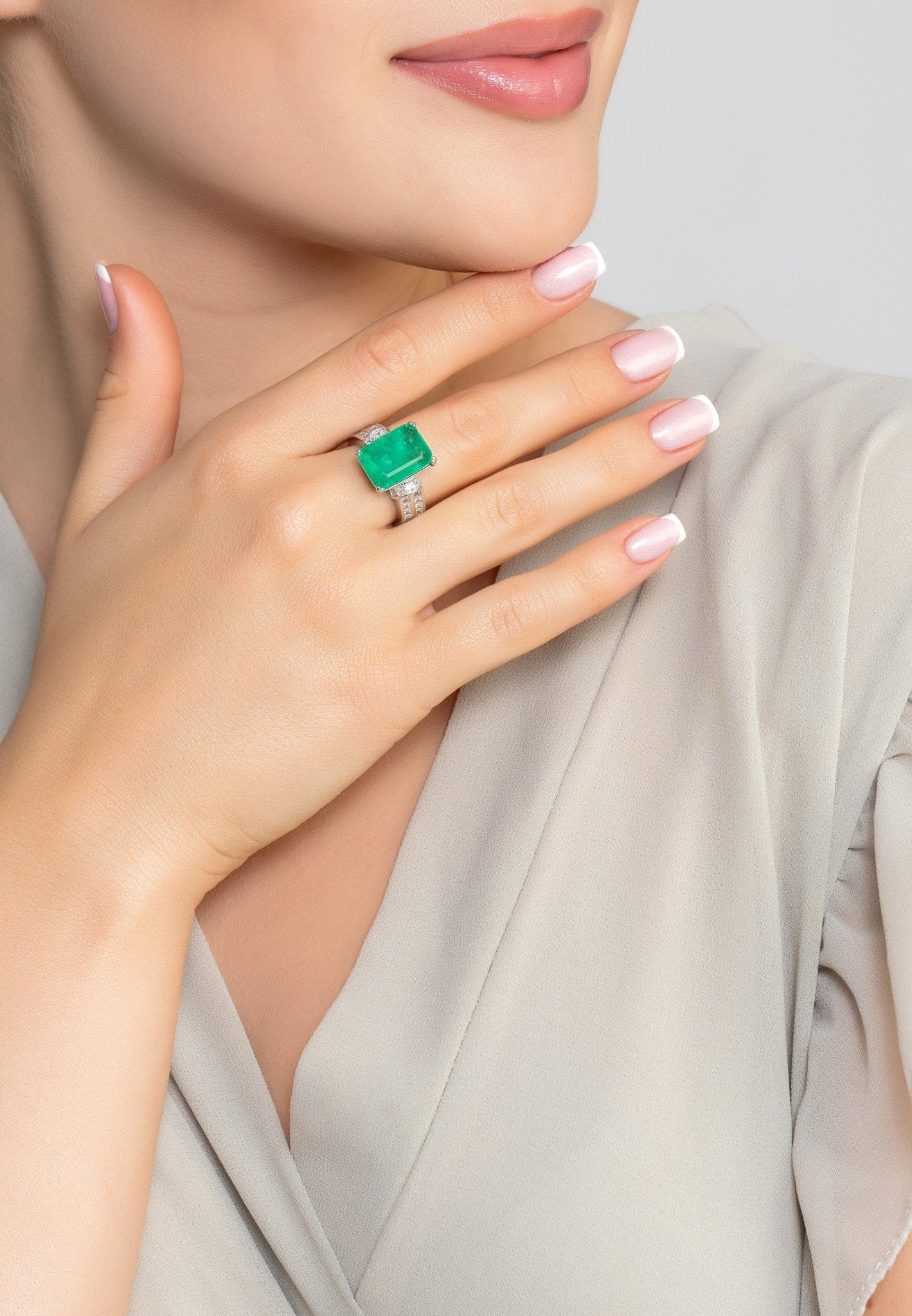 Lillibet Colombian Emerald Cocktail Ring Silver - LATELITA Rings