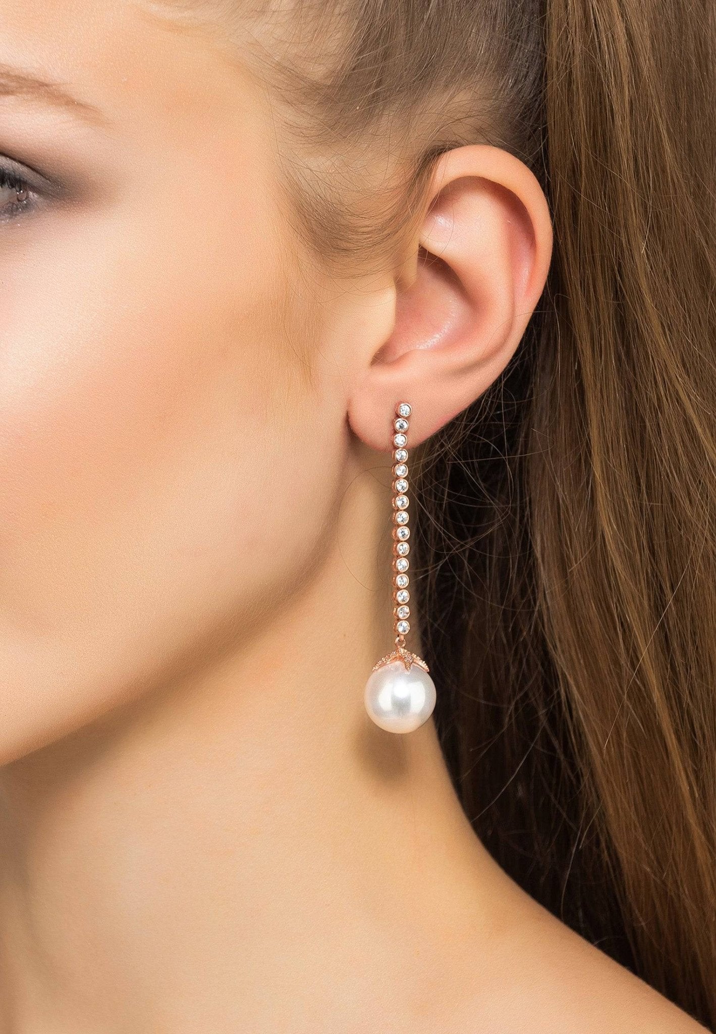 Pearl Majorica Long White Drop Earrings Gold - LATELITA Earrings