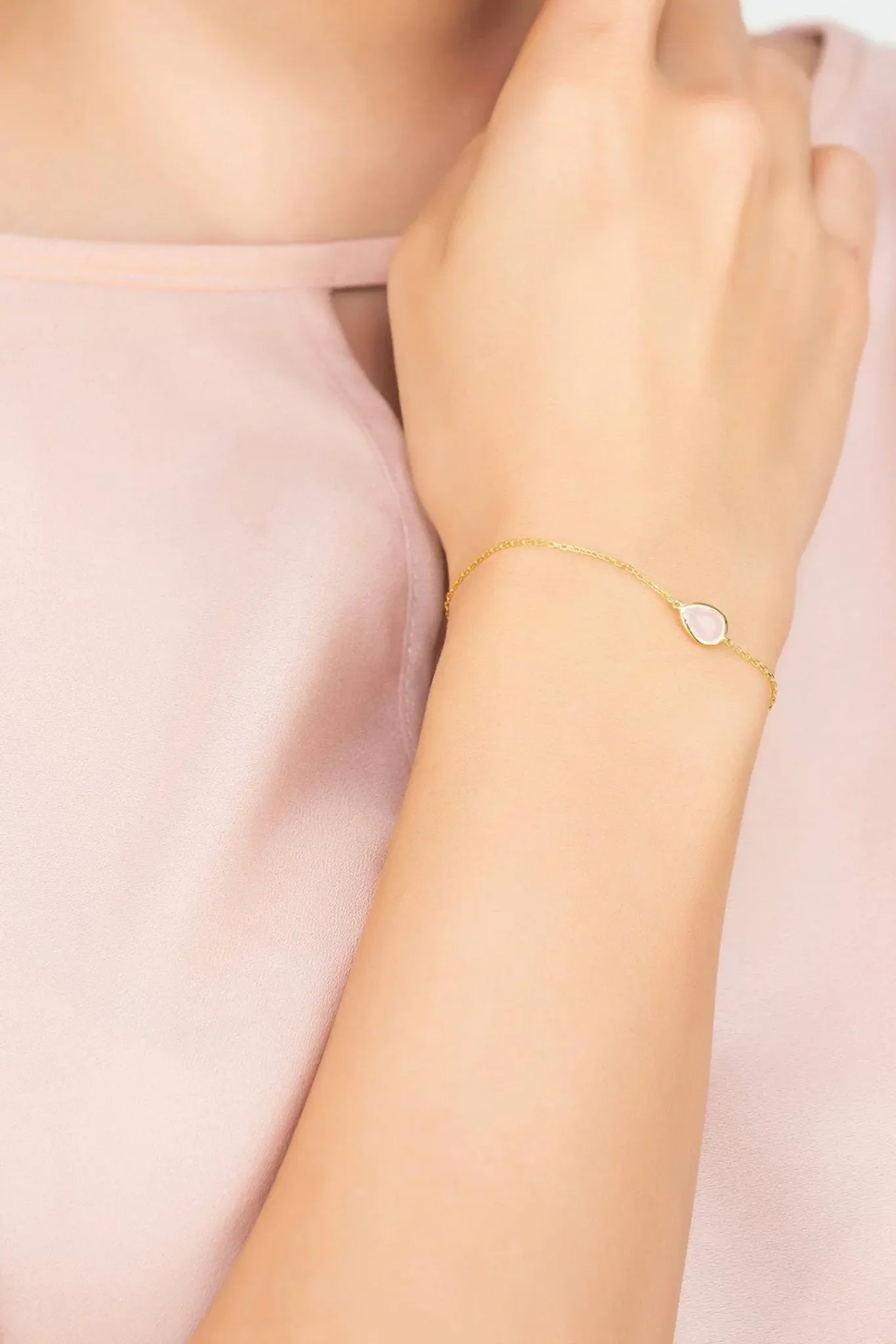 Pisa Mini Teardrop Bracelet Gold Rose Quartz - LATELITA Bracelets