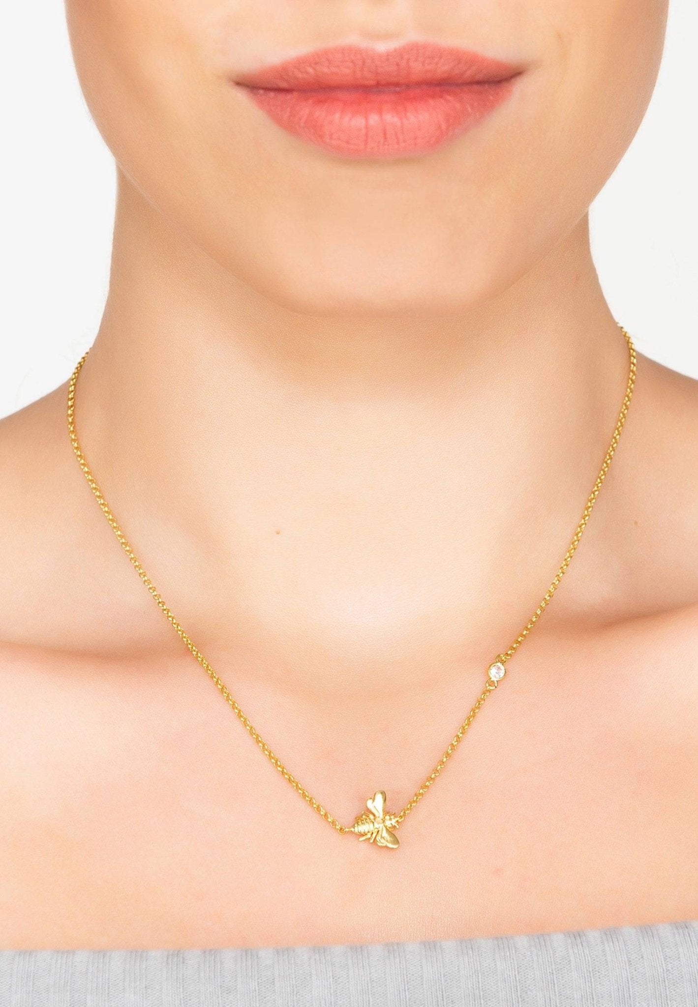 Queen Bee Necklace Gold - LATELITA Necklaces