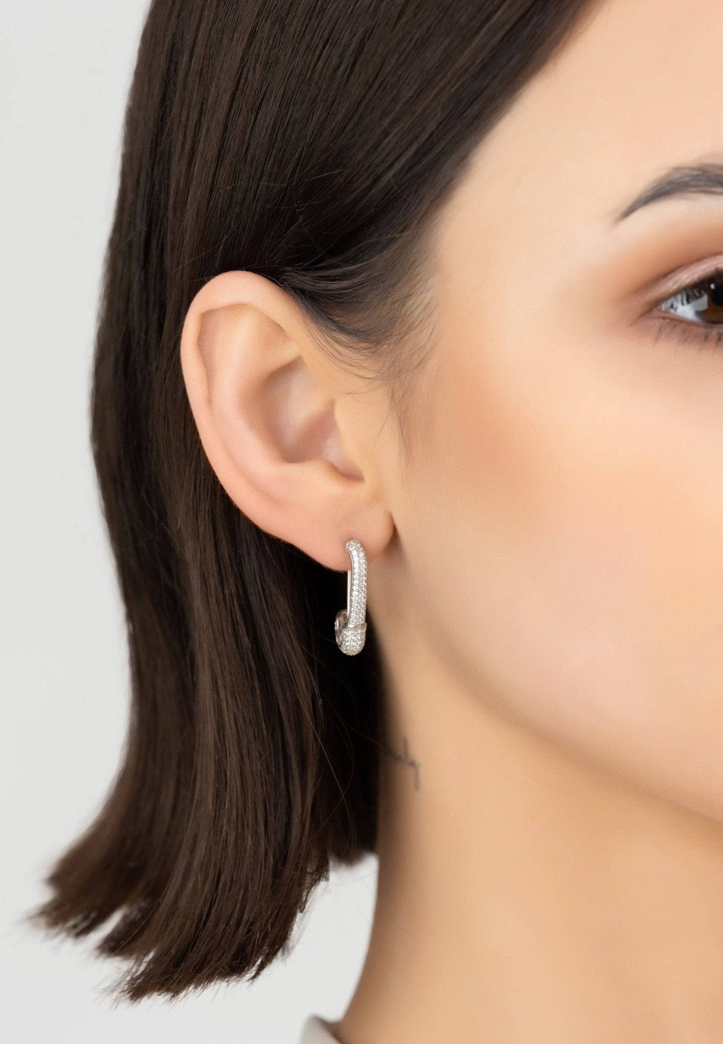 Single Sparkling Safety Pin Earring Silver - LATELITA Earrings